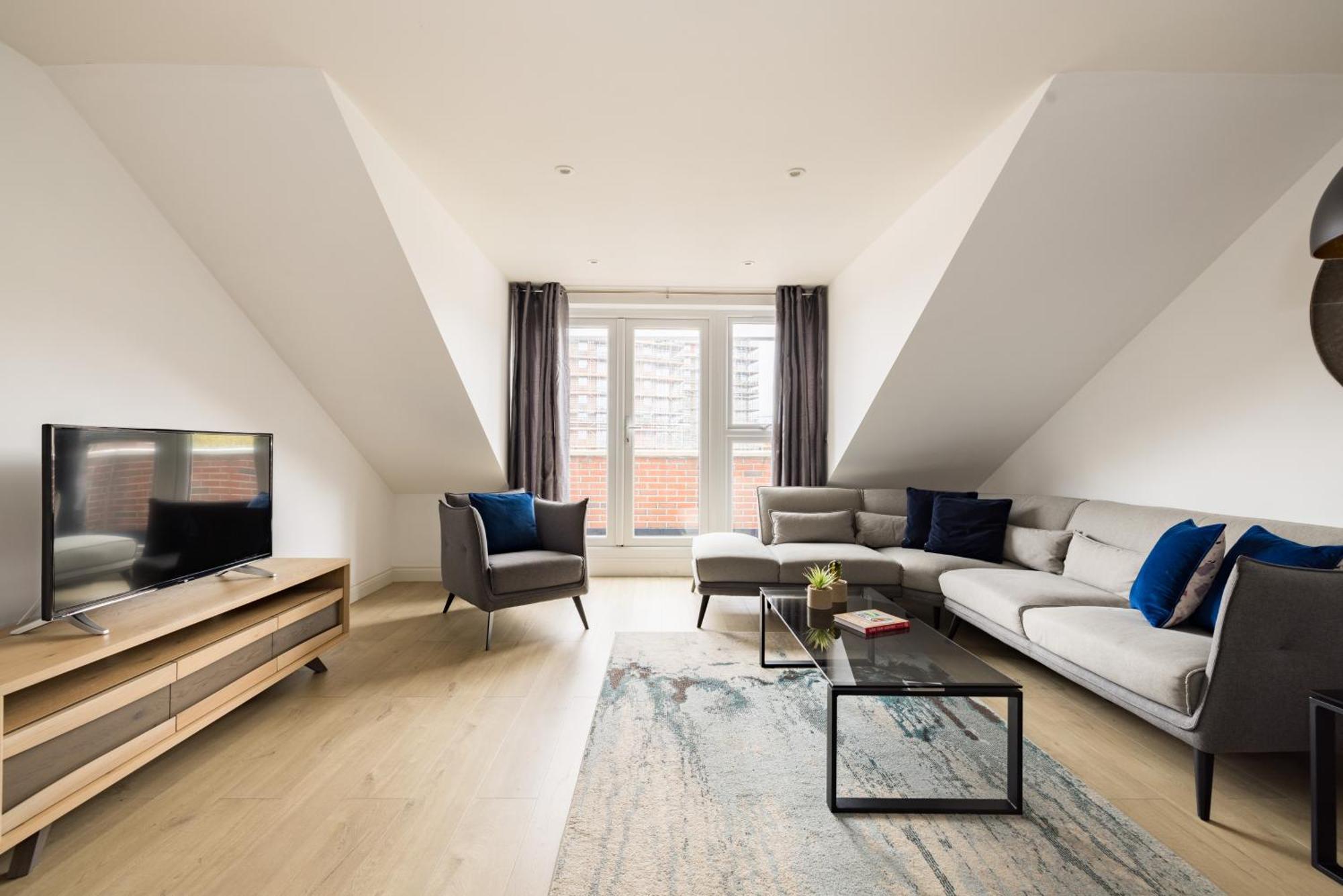 Charles Hope Staines Centre Apartment Bagian luar foto